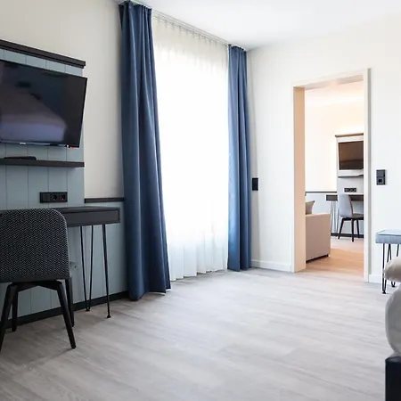 Hotel Tide